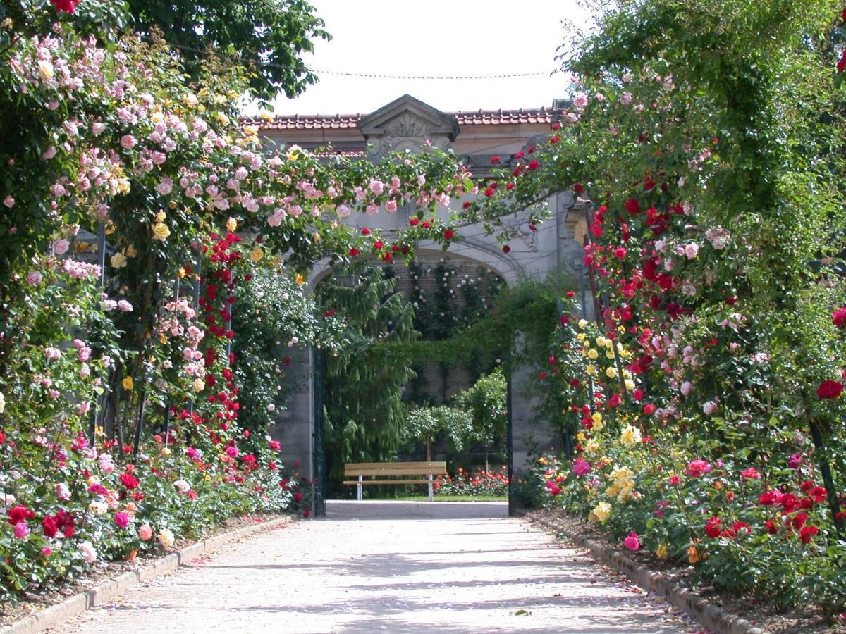 La Roseraie Épinal Exterior foto